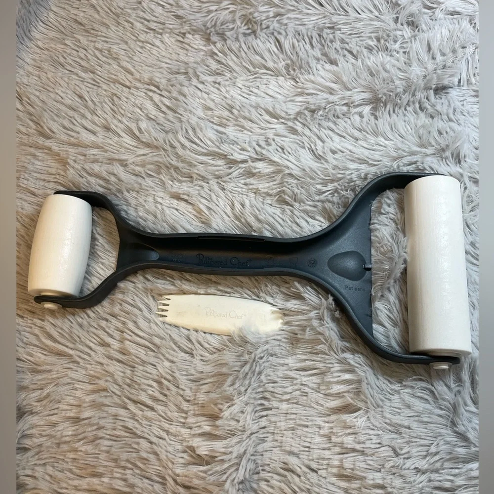 ⭐️Pampered Chef Baker's Roller #1485